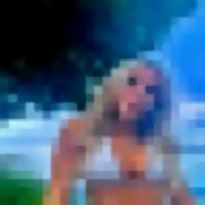 Lou-Anne, 21 ans, en ligne à Alençon pour un rencontre adulte