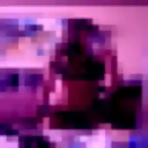 Karima, 39 ans, connectée à Arpajon-sur-Cère pour un rencontre adulte
