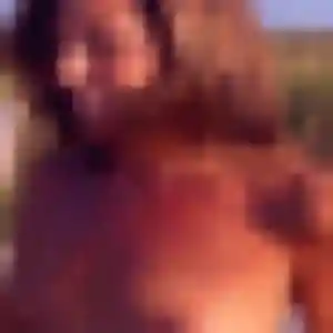 Karima, 40 ans, disponible à Aulnoy-lez-Valenciennes pour une rencontre coquine