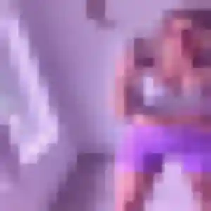 Découvre Ursula, 21 ans à Baud en privé