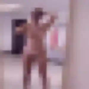 Photo de Veronique à Beuvrages (43 ans) - rencontre adulte gratuit