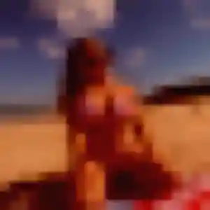 Flore, 31 ans, dispo pour rencontre adulte à Bon-Encontre