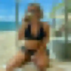 Geraldine, 32 ans, connectée à Châteaulin pour une rencontre coquine