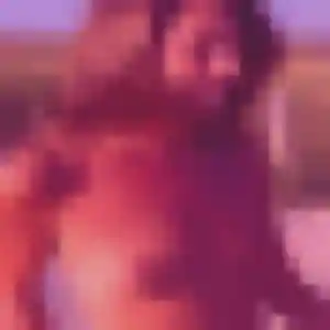 rencontre adulte à Chessy : photo de Elvire, 27 ans - sans engagement