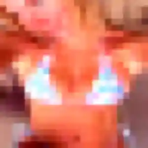 Djamila, 37 ans, connectée à Clichy-sous-Bois pour une rencontre coquine