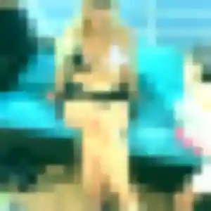 Lucienne de Combourg, 20 ans - rencontre adulte discret