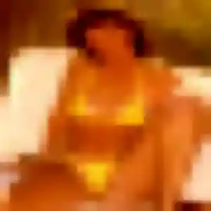 Albane, 35 ans, en ligne à Concarneau pour une rencontre coquine