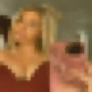 Lucie (34 ans) à Douvrin cherche un rencontre adulte rapidement