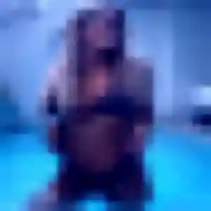 Photo exclusive de Rania, 22 ans à Dugny - plan discret