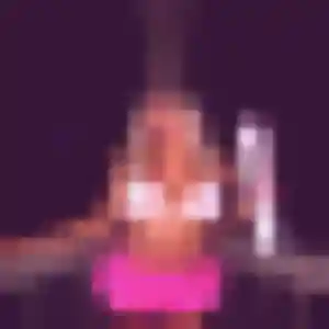 Daphne, 26 ans, en ligne à Entraigues-sur-la-Sorgue pour un rencontre adulte