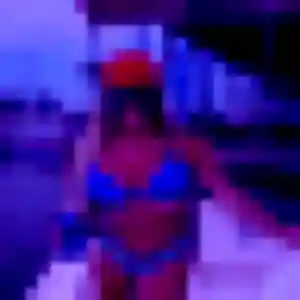 Emeraude, 38 ans, dispo pour rencontre adulte à Erstein