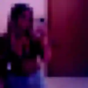 Camille, femme de 41 ans propose rencontre adulte à Évry-Courcouronnes