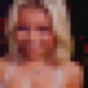 Roxane, femme de 28 ans cherche rencontre adulte à Francheville