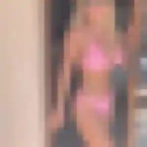 Anouk, femme de 24 ans propose rencontre adulte à Givors