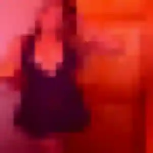 Malika, 28 ans, en ligne à Gourbeyre pour une rencontre coquine