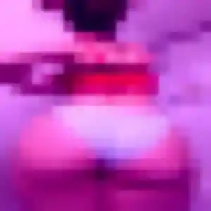 Photo de Priscilla à Grand-Couronne (19 ans) - rencontre adulte anonyme