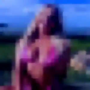 Sexy Melanie, 26 ans à Guingamp - voir sa photo