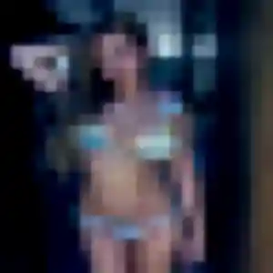 Magalie, 26 ans, en ligne à Haute-Goulaine pour un rencontre adulte