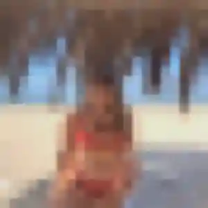 Charmante Laure, 42 ans à Jaunay-Marigny - voir sa photo