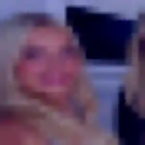 Charmante Rebecca, 26 ans à Jœuf - voir sa photo