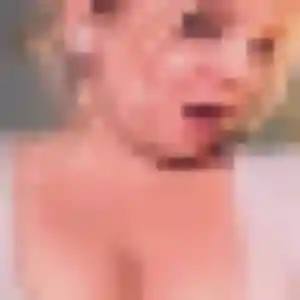 Emmanuelle, fille de 29 ans propose rencontre adulte à L'Isle-Jourdain