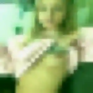 Agnes, fille de 25 ans cherche rencontre adulte à Langueux