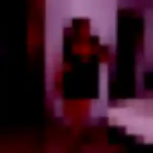 Uranie, femme de 35 ans cherche rencontre adulte à Lannion