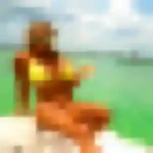 Photo de Fatima à Laudun-l'Ardoise (31 ans) - rencontre adulte anonyme