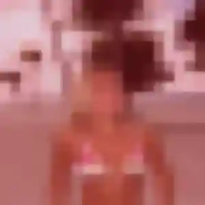 Photo de Lamia à Le Rheu (39 ans) - rencontre adulte gratuit