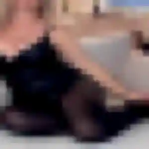 Rencontre Geneve, 25 ans à Lège-Cap-Ferret en privé