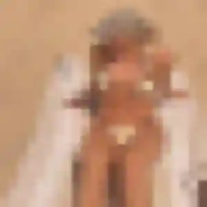 Samira, fille de 27 ans cherche rencontre adulte à Les Sorinières