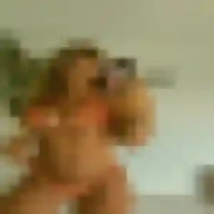 Lucie (32 ans) à Lisses cherche une rencontre maintenant