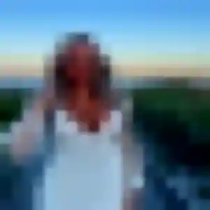Perrine, fille de 26 ans propose rencontre adulte à Livron-sur-Drôme