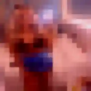 Flore, 20 ans, cherche un rencontre adulte à Malaunay