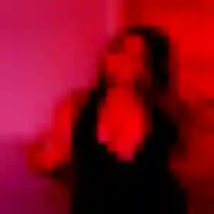 Louna (28 ans) à Malaunay attend une rencontre aujourd'hui