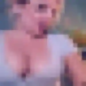 Geneve, 20 ans, connectée à Martigues pour une rencontre coquine