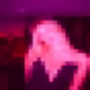 Dorothee, 25 ans, connectée à Mondeville pour un rencontre adulte