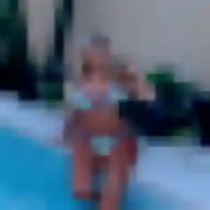 Photo de Estee à Montval-sur-Loir (30 ans) - rencontre adulte anonyme