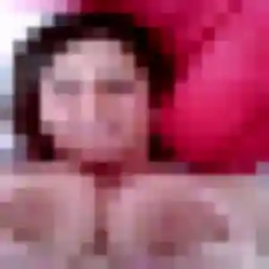 Imane de Neuilly-sur-Seine, 25 ans - rencontre adulte discret
