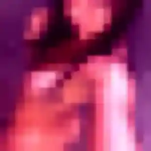Nadia, 27 ans, connectée à Niort pour un rencontre adulte