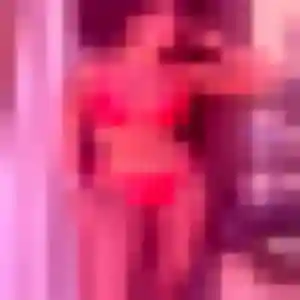 Ariane, 30 ans, dispo pour rencontre adulte à Oye-Plage