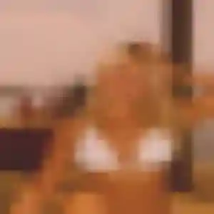 Découvre Barbara, 19 ans à Paris en privé