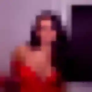 Ivana, 30 ans, en ligne à Parthenay pour une rencontre coquine