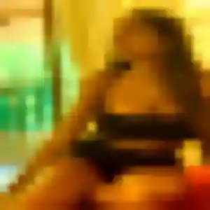 Charmante Aurelie, 34 ans à Pélissanne - découvrir son profil