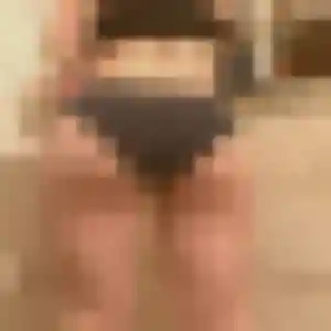 Photo de Lola à Petit-Couronne (32 ans) - rencontre adulte gratuit