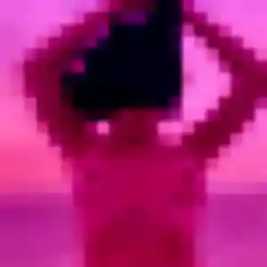 Edith, 20 ans, connectée à Pézenas pour une rencontre coquine