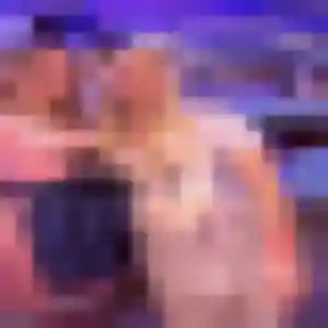 Valerie, 19 ans, connectée à Pézenas pour un rencontre adulte