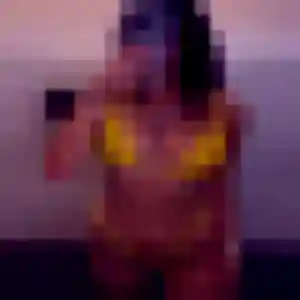 Solene, 28 ans, cherche un rencontre adulte à Poissy