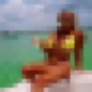 Veronique, femme de 39 ans propose rencontre adulte à Poussan
