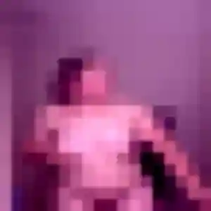 Flore, 29 ans, en ligne à Quetigny pour un rencontre adulte